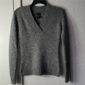 NEW YORK & COMPANY SWEATER.